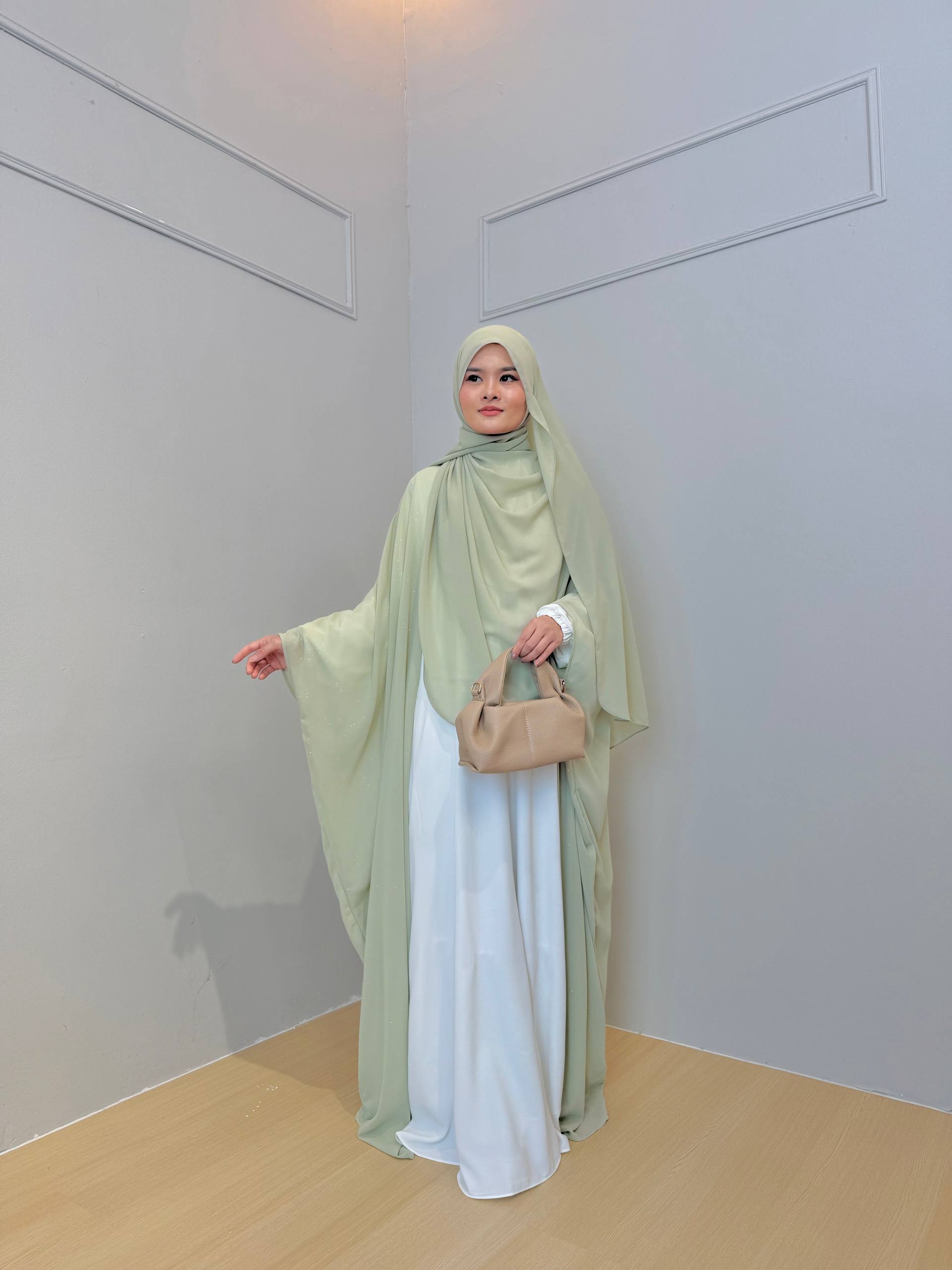 Outer Cardigan Maleeka