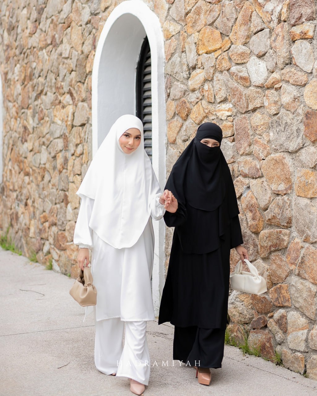 Hadramiyah Nisa' Suit Umrah Travel Muslmah (Tiada Tudung)