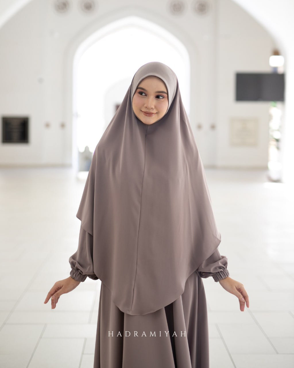 Khimar Sarung Berdagu Asiah Termasuk Niqab 1 Layer