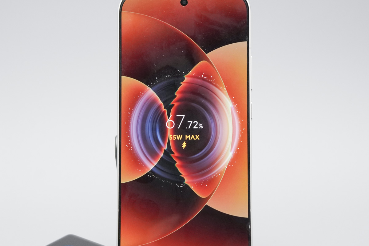 绿联能量湃Pro 55W自带线快充移动电源 PB727