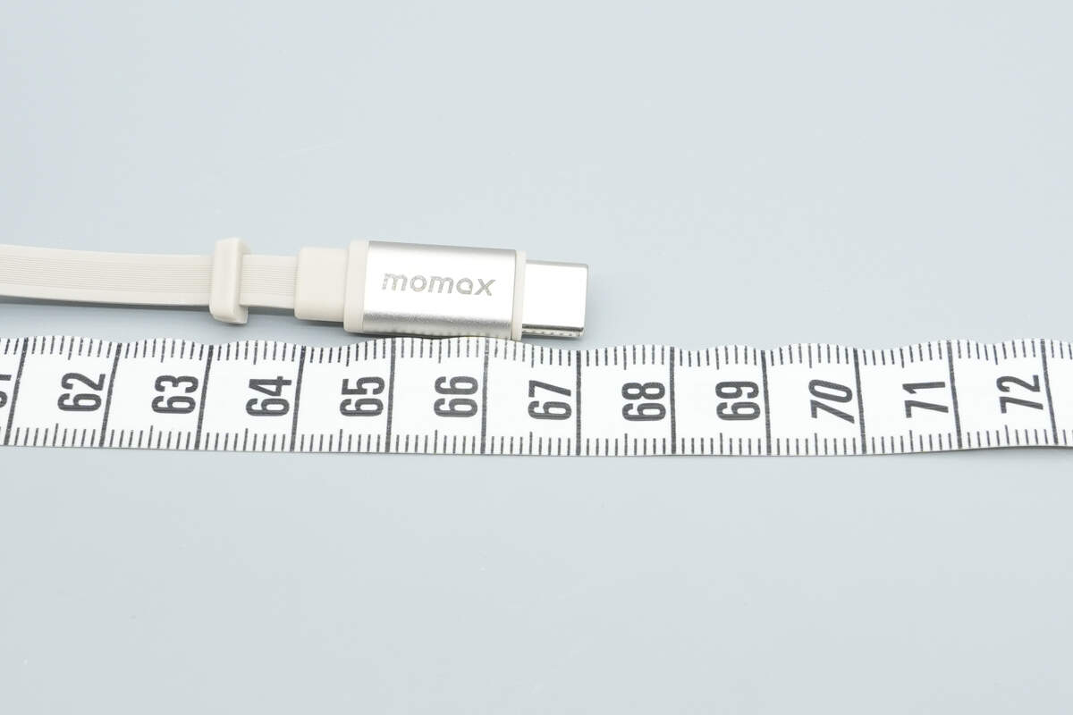 MOMAX摩米士45W GaN三合一自带拉拉线移动电源 IP167