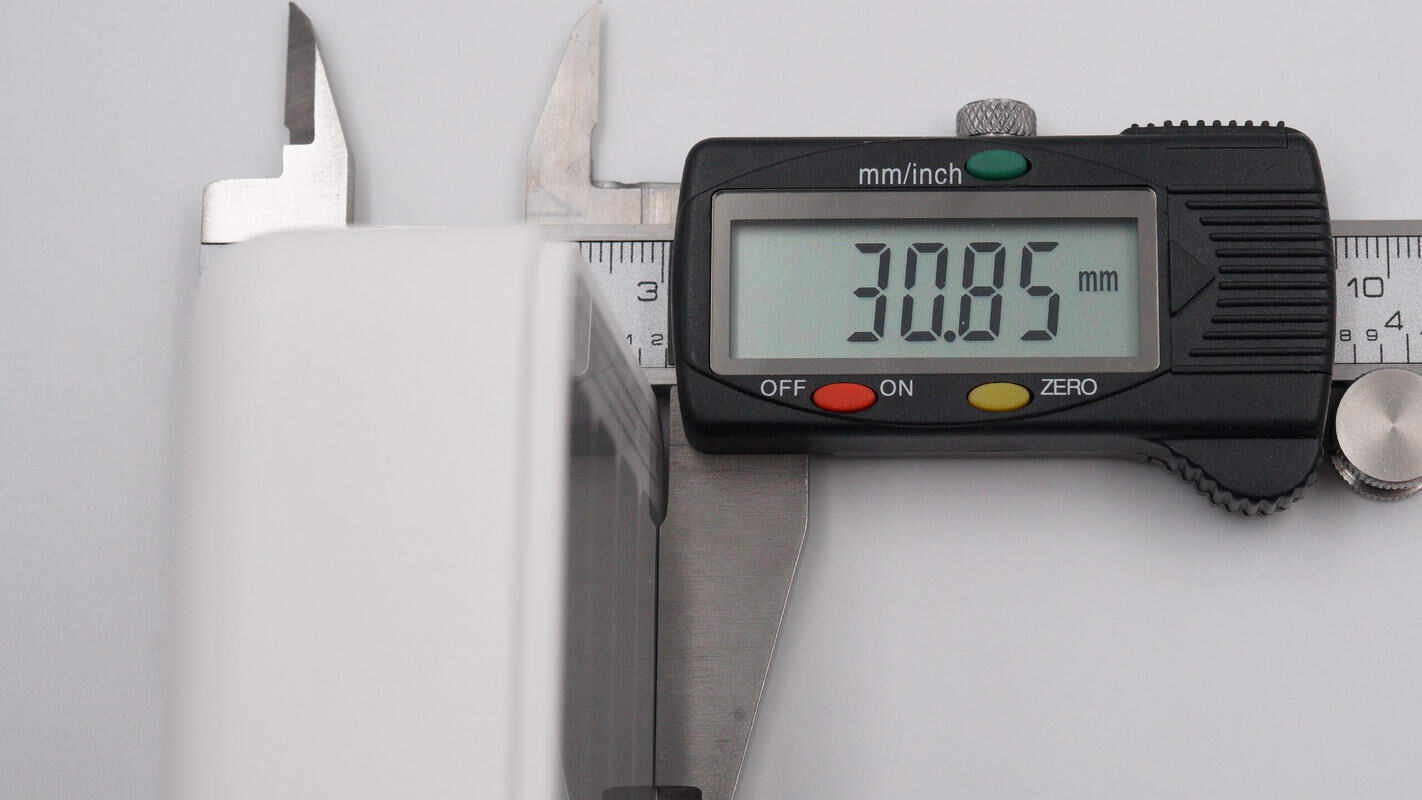 realme真我45W自带线移动电源 RMC2501