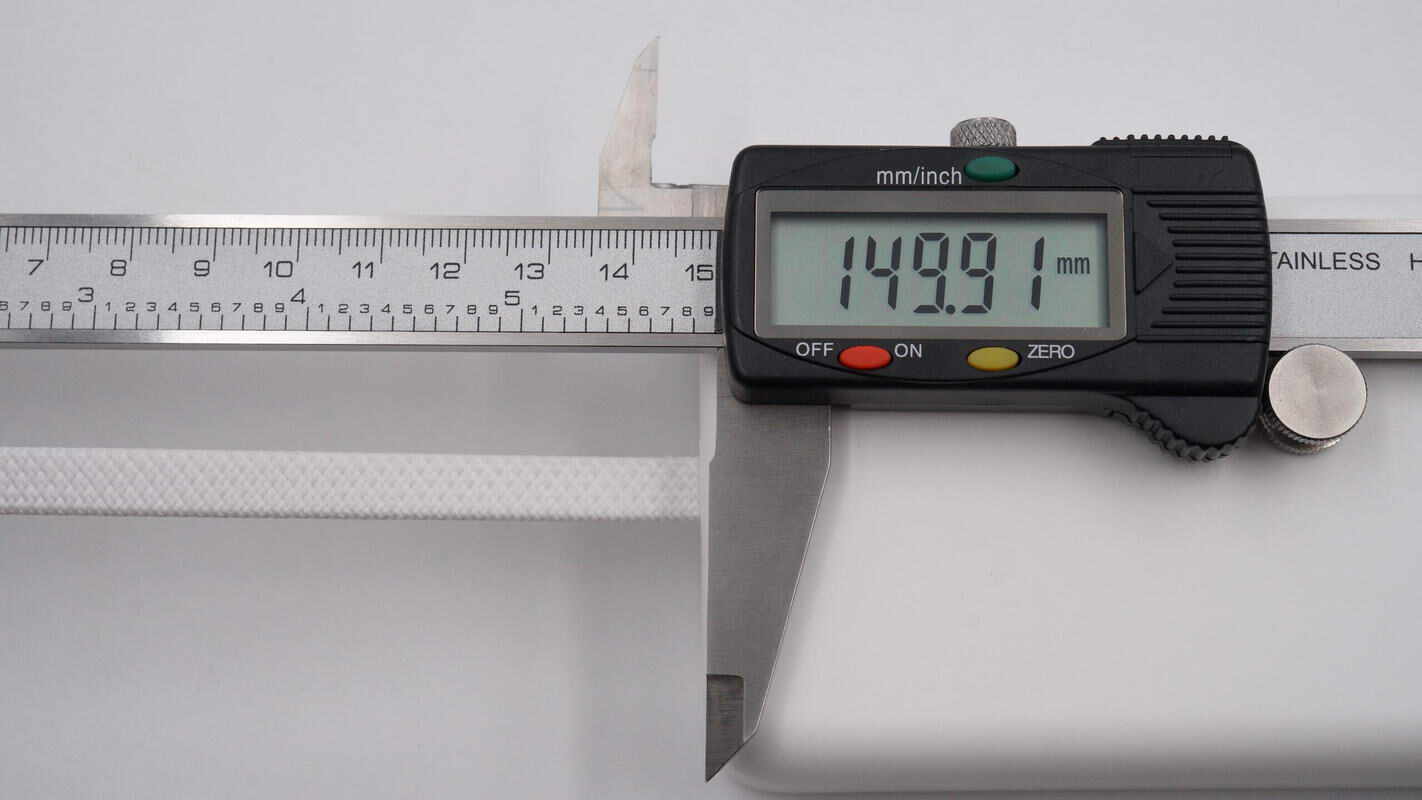 realme真我45W自带线移动电源 RMC2501