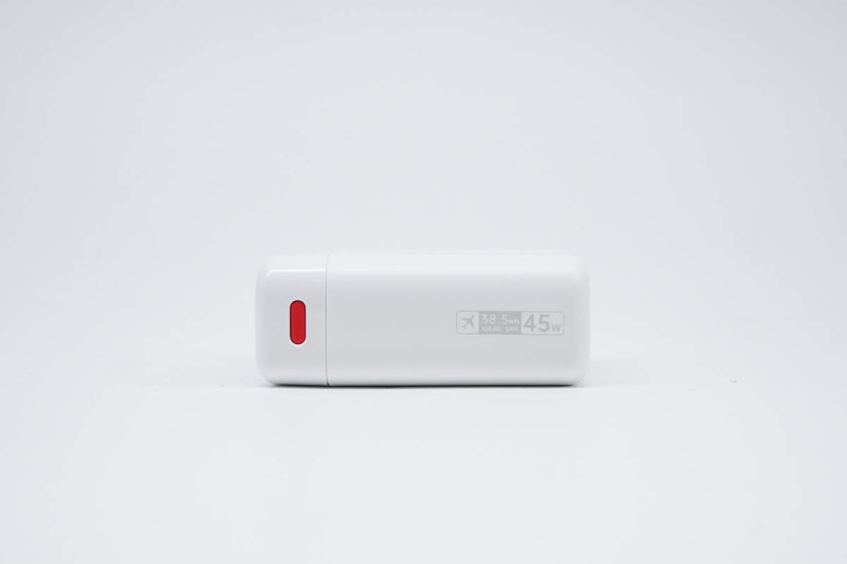 努比亚糖果移动电源10000mAh PA0017