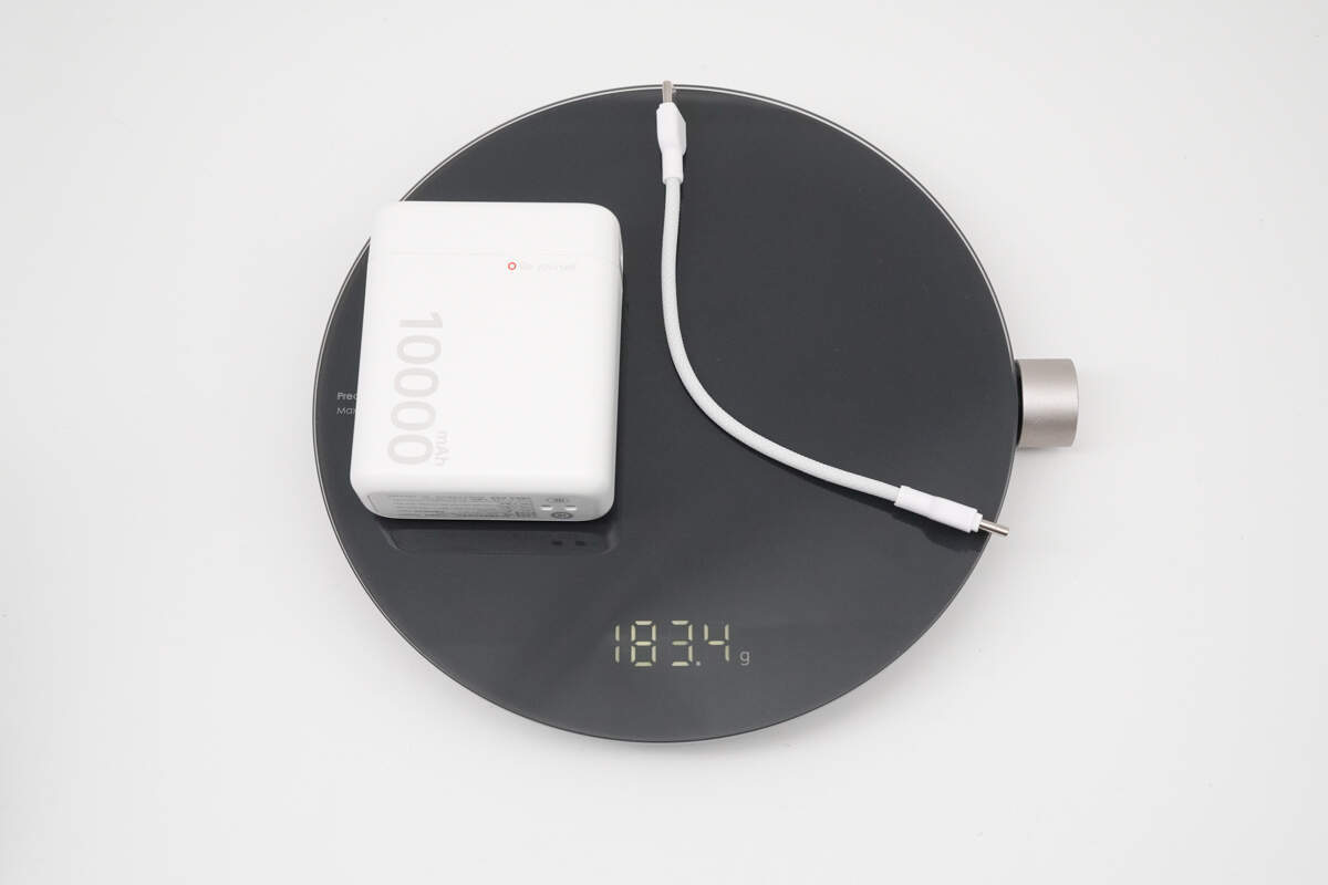 努比亚糖果移动电源10000mAh PA0017