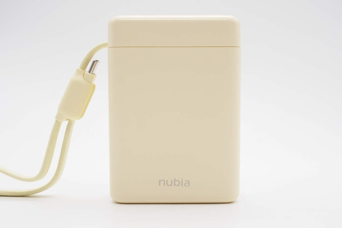 努比亚糖果移动电源X1  PA0014