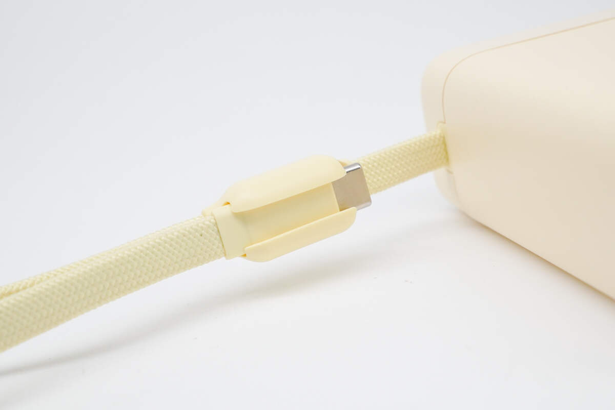 努比亚糖果移动电源X1  PA0014