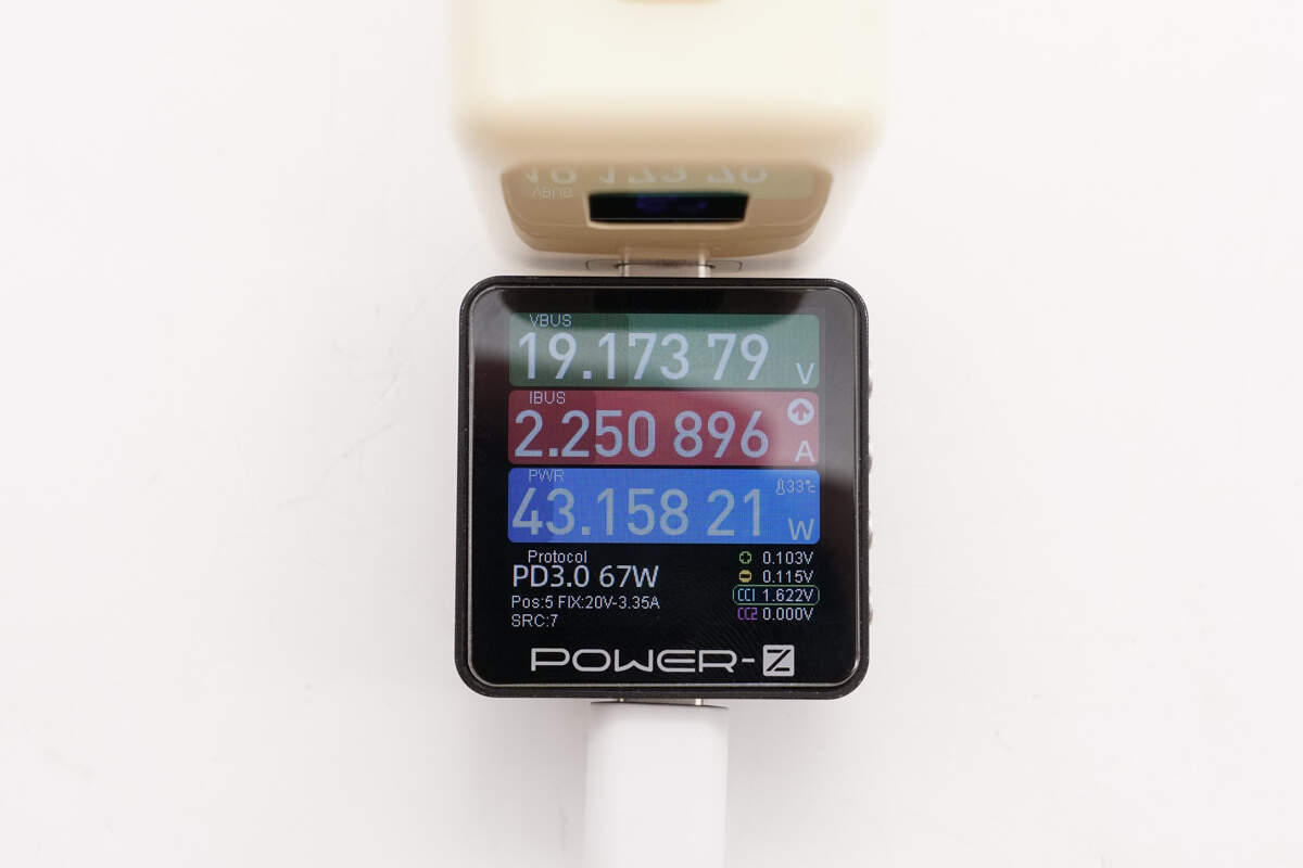 努比亚糖果移动电源X1  PA0014