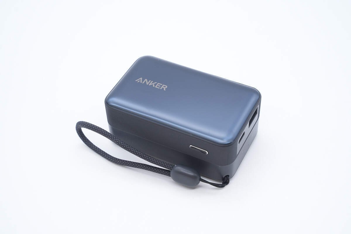 Anker Nano 45W 10000mAh拉拉线移动电源 A1638