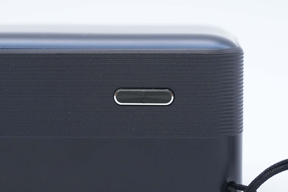 Anker Nano 45W 10000mAh拉拉线移动电源 A1638