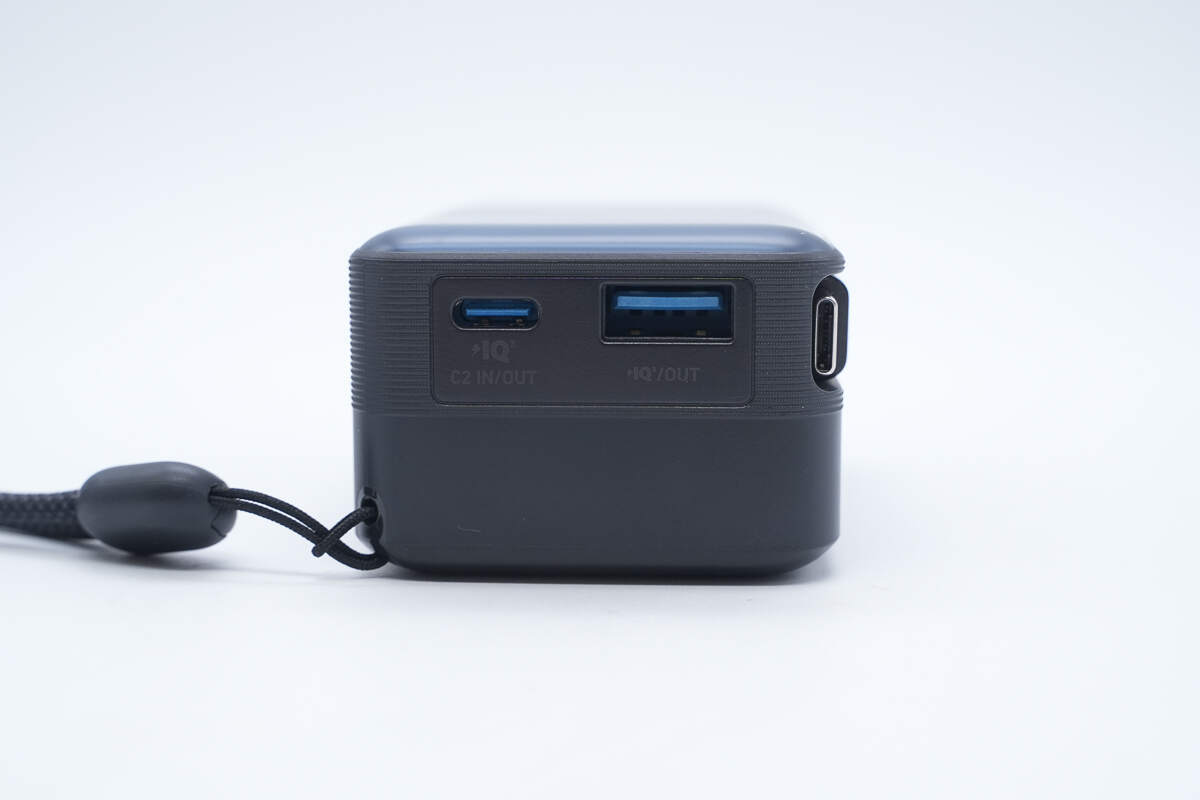 Anker Nano 45W 10000mAh拉拉线移动电源 A1638