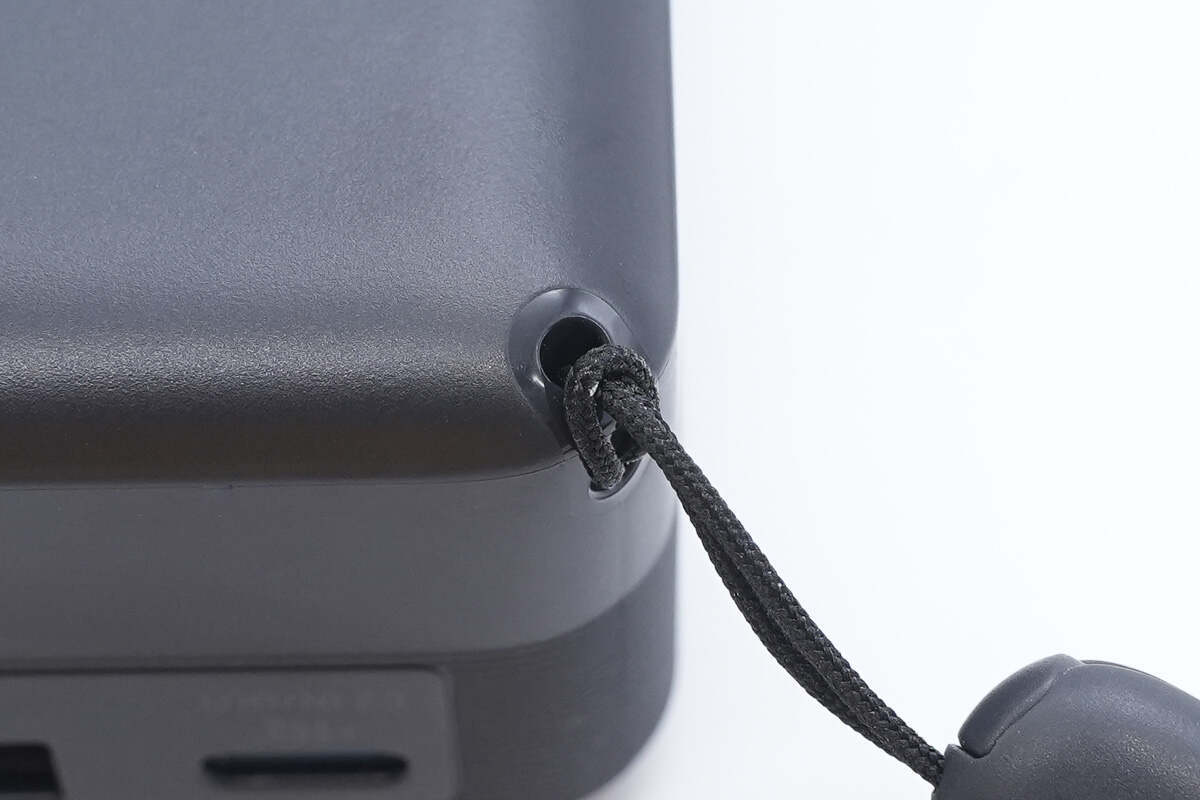 Anker Nano 45W 10000mAh拉拉线移动电源 A1638