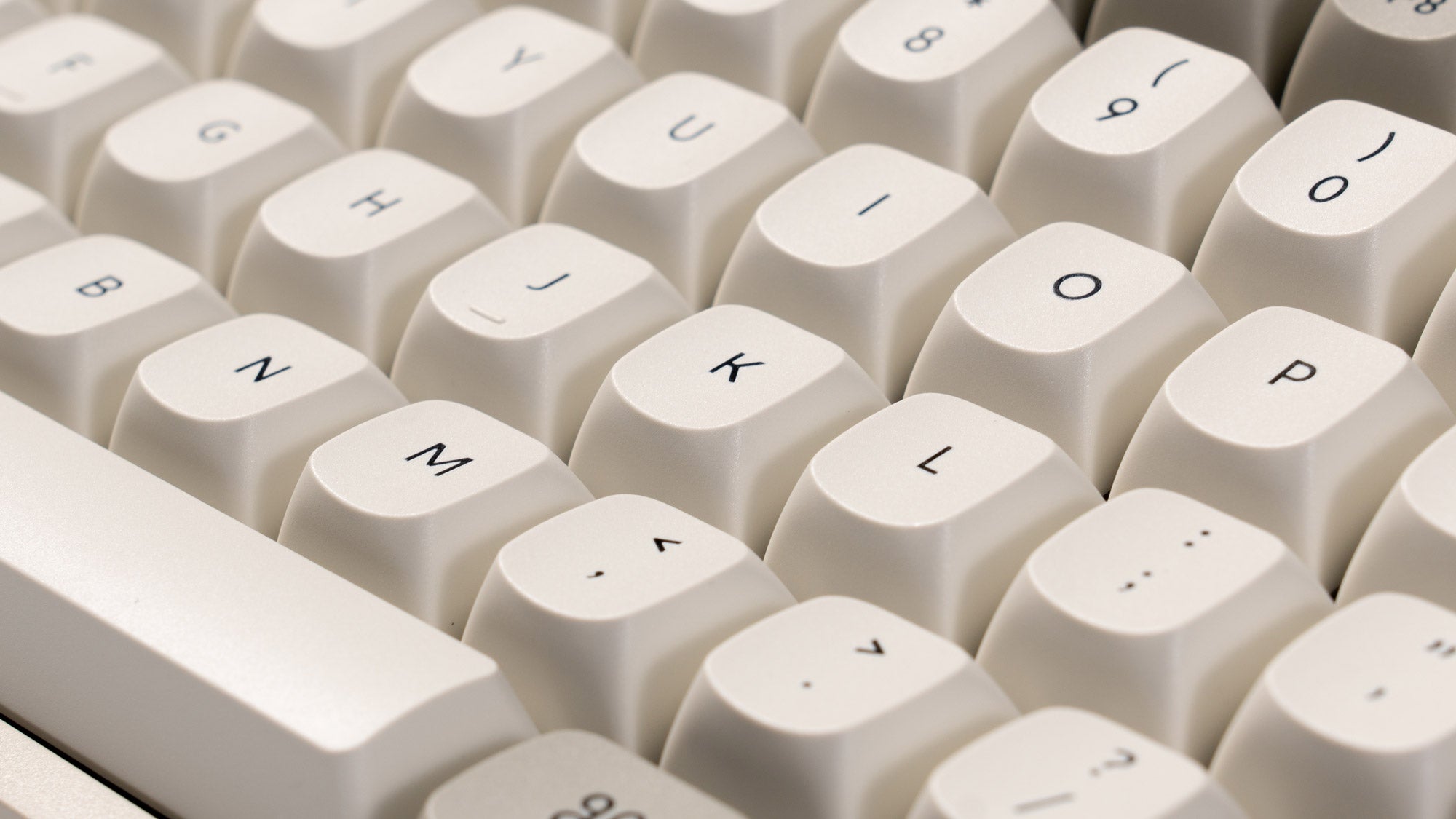 Keychron-C2-Pro-QMK-Wired-Mechanical-Keyboard-OSA-Profile-Double-Shot-PBT-Keycaps.jpg__PID:9382b3a9-9833-4a3c-a823-c15a90ef9cab