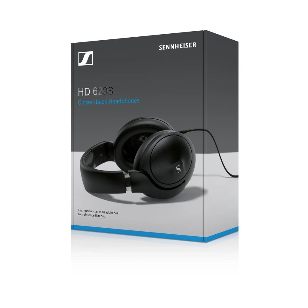 Sennheiser HD 620 S：HD 620S 耳機連包裝盒，印 Closed-back Headphones 字樣
