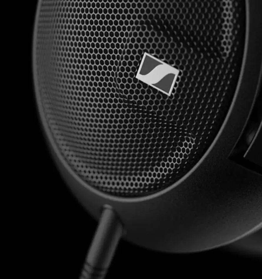 Sennheiser HD 560 S:圖中為 Sennheiser HD 500 系列開放式耳機本體(常見為 HD 560S 或