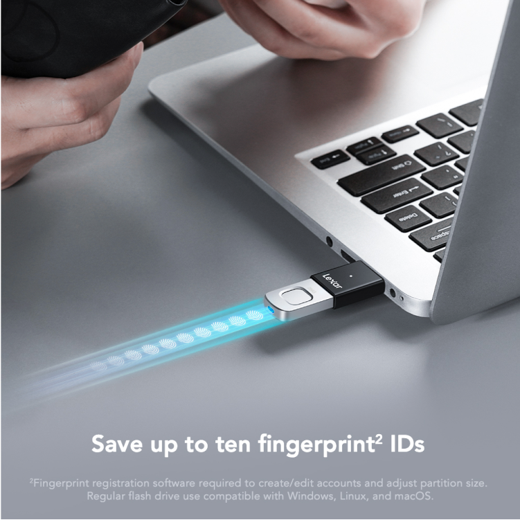 Lexar JumpDrive F35 PRO fingerprint sensing area close-up