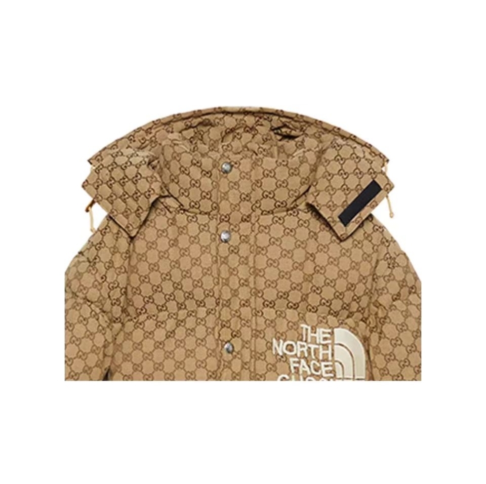 【GUCCI x THE NORTH FACE 公式 旗艦店】ダウンジャケット