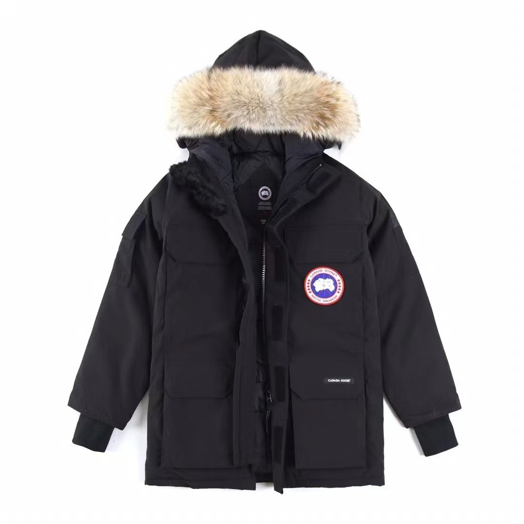 【Canada Goose】カナダグース 男女兼用、ご好評に付き再入荷！