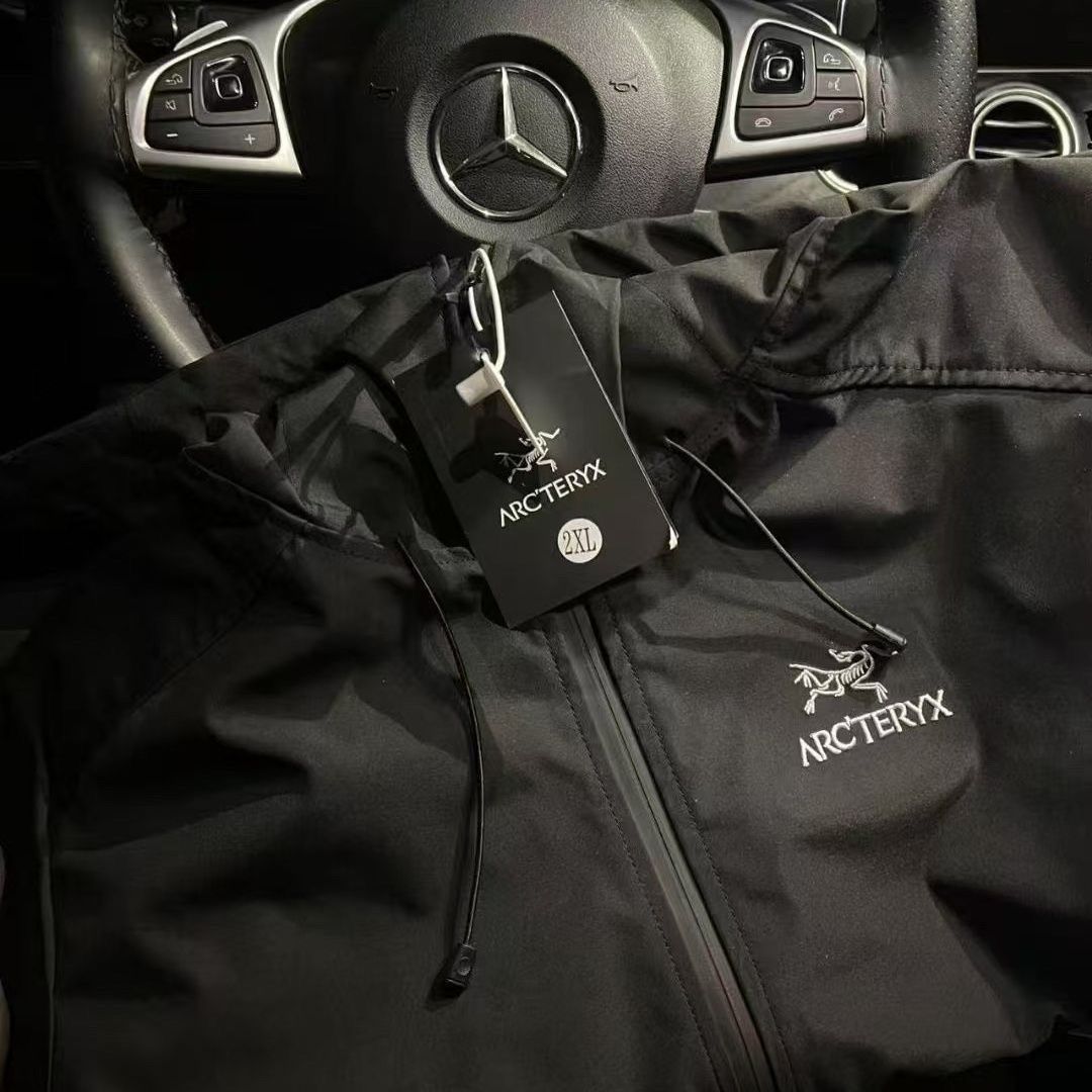 【ARC'TERYX旗艦店】トレッキングジャケット ご好評に付き再入荷！