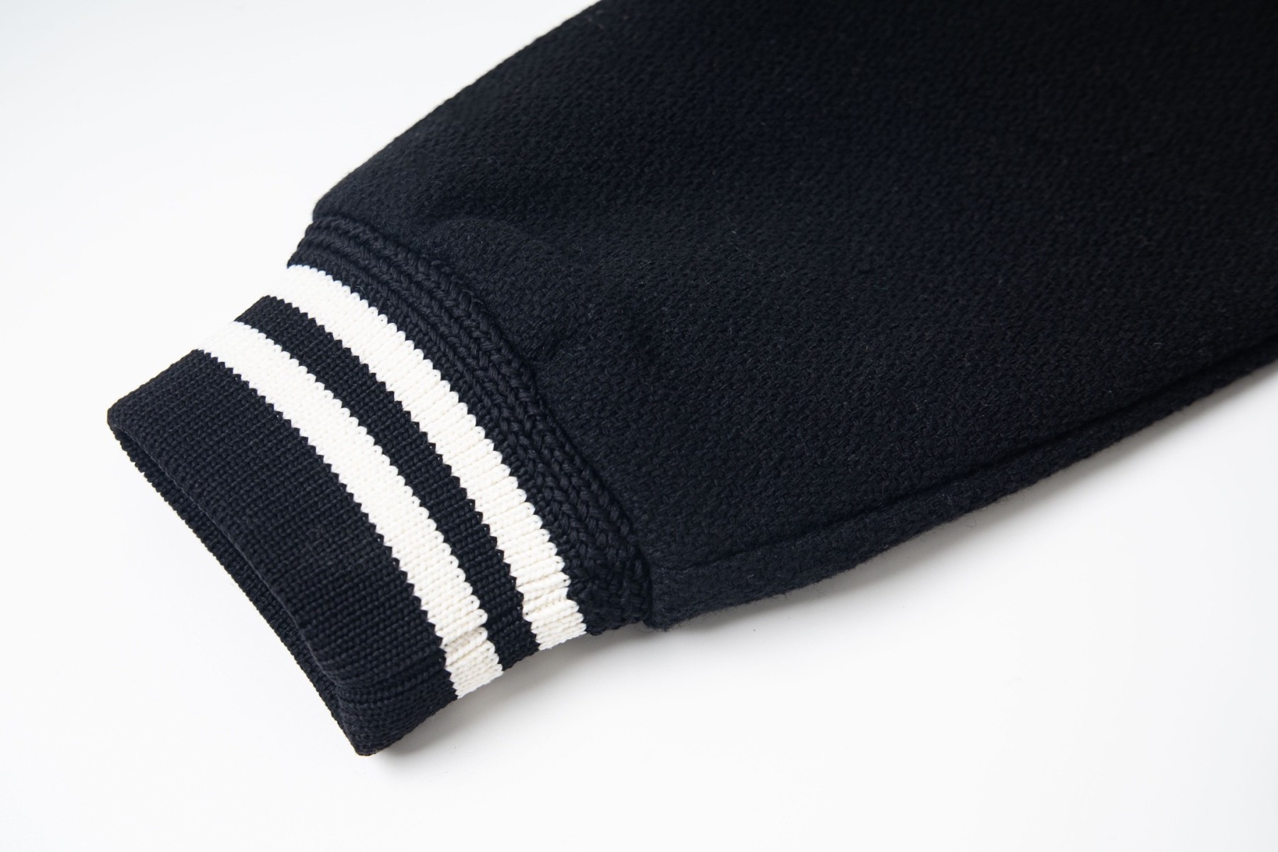 【SAINT LAURENT旗艦店】サンローラン  ジャケット 、ご好評に付き再入荷！