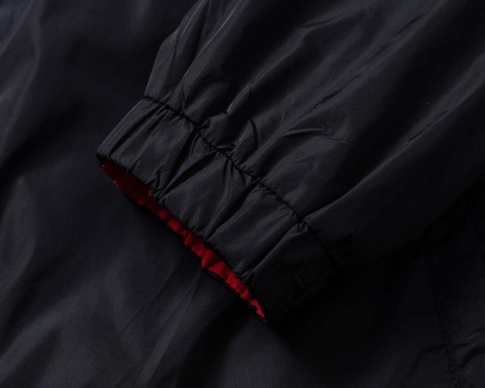 【PRADA旗艦店】プラダ リバーシブルジャケット ご好評に付き再入荷！