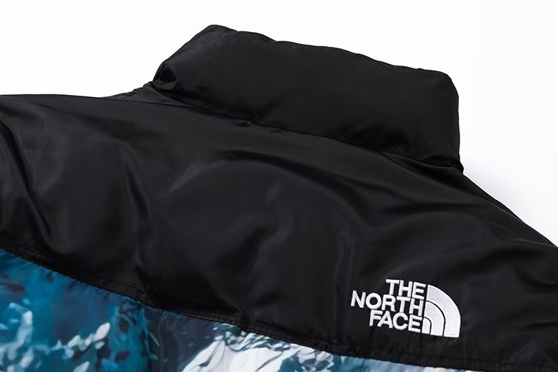 【The North Face 】【全国送料無料】数量限定発売  スノーマウンテンダウンジャケット