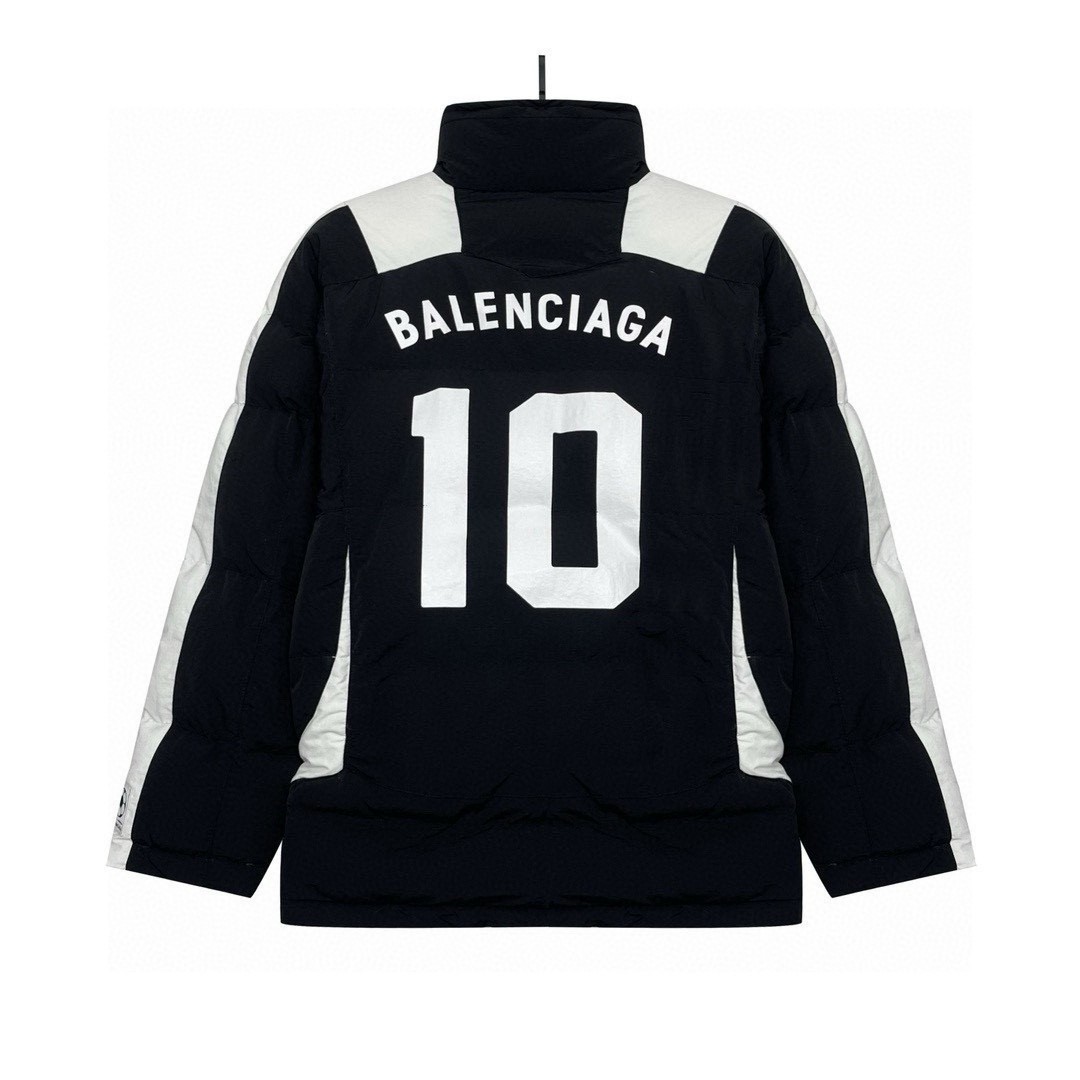 【BALENCIAGA旗艦店】バレンシアガ ダウンジャケット ご好評に付き再入荷！