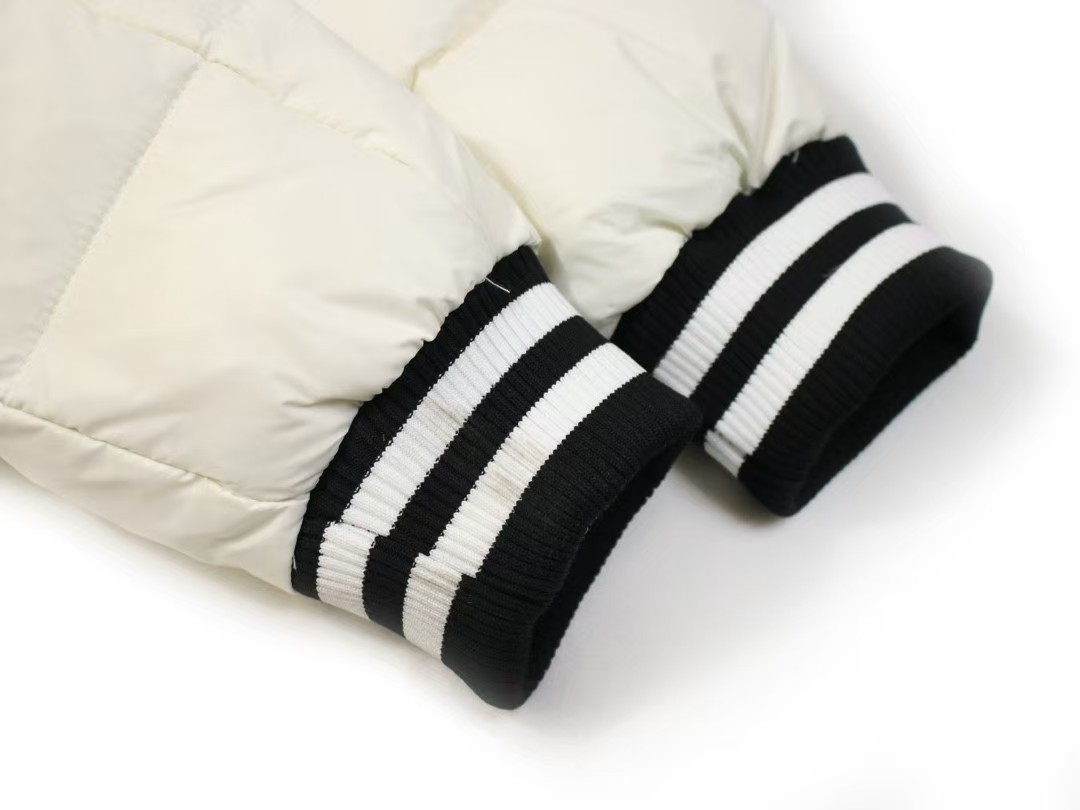 【MONCLER 公式旗艦店】モンクレール ダウンジャケット ご好評に付き再入荷！