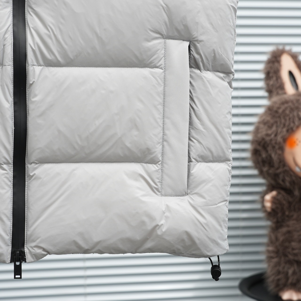 【MOOSE KNUCKLES 公式旗艦店】ダウンベスト ご好評に付き再入荷！