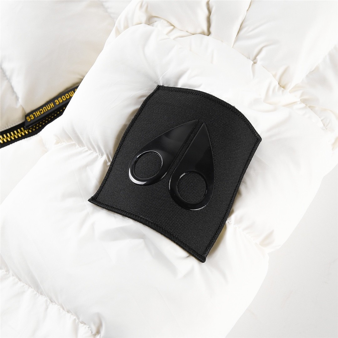 【MOOSE KNUCKLES 公式旗艦店】ダウンジャケット ご好評に付き再入荷！