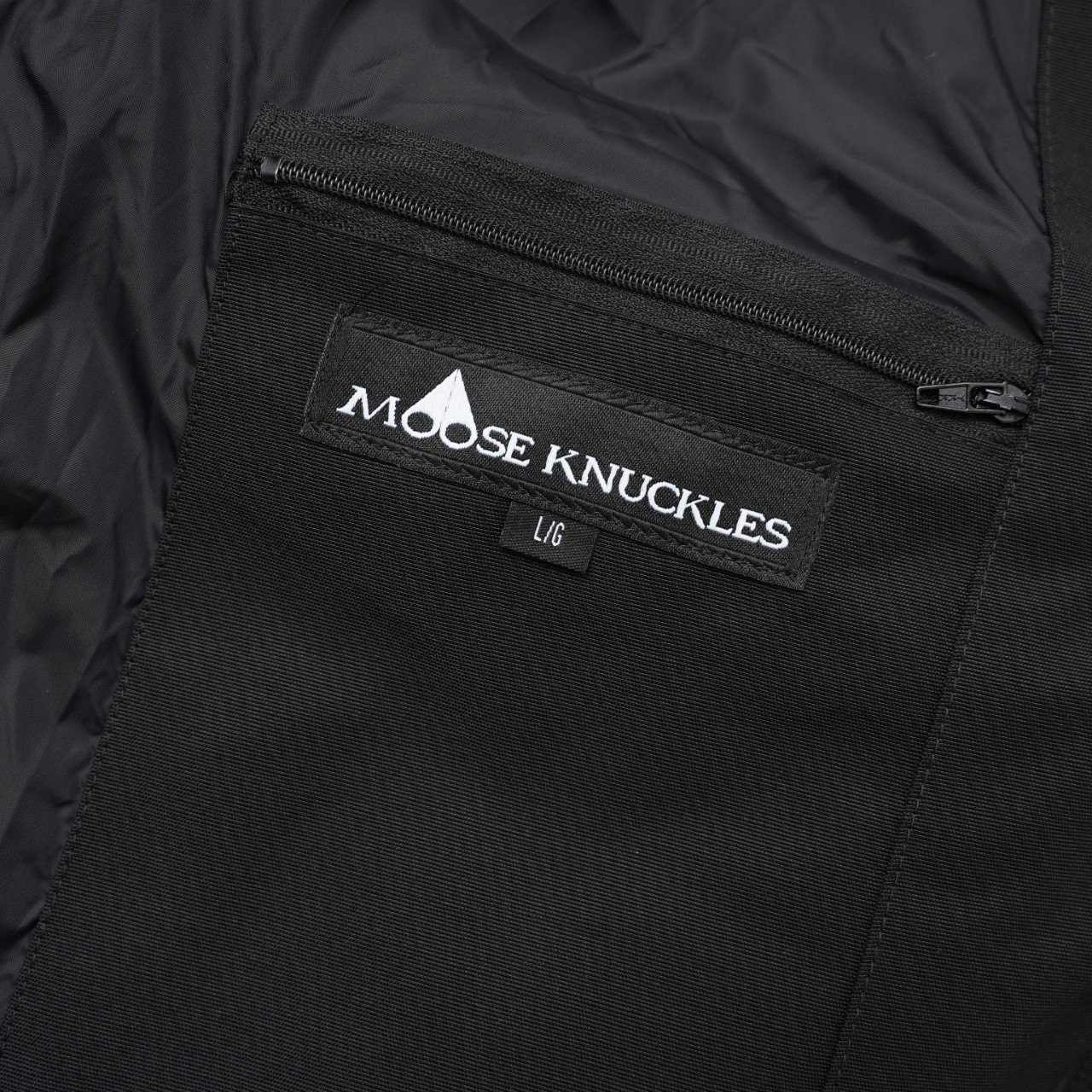 【MOOSE KNUCKLES 公式旗艦店】ダウンベスト ご好評に付き再入荷！