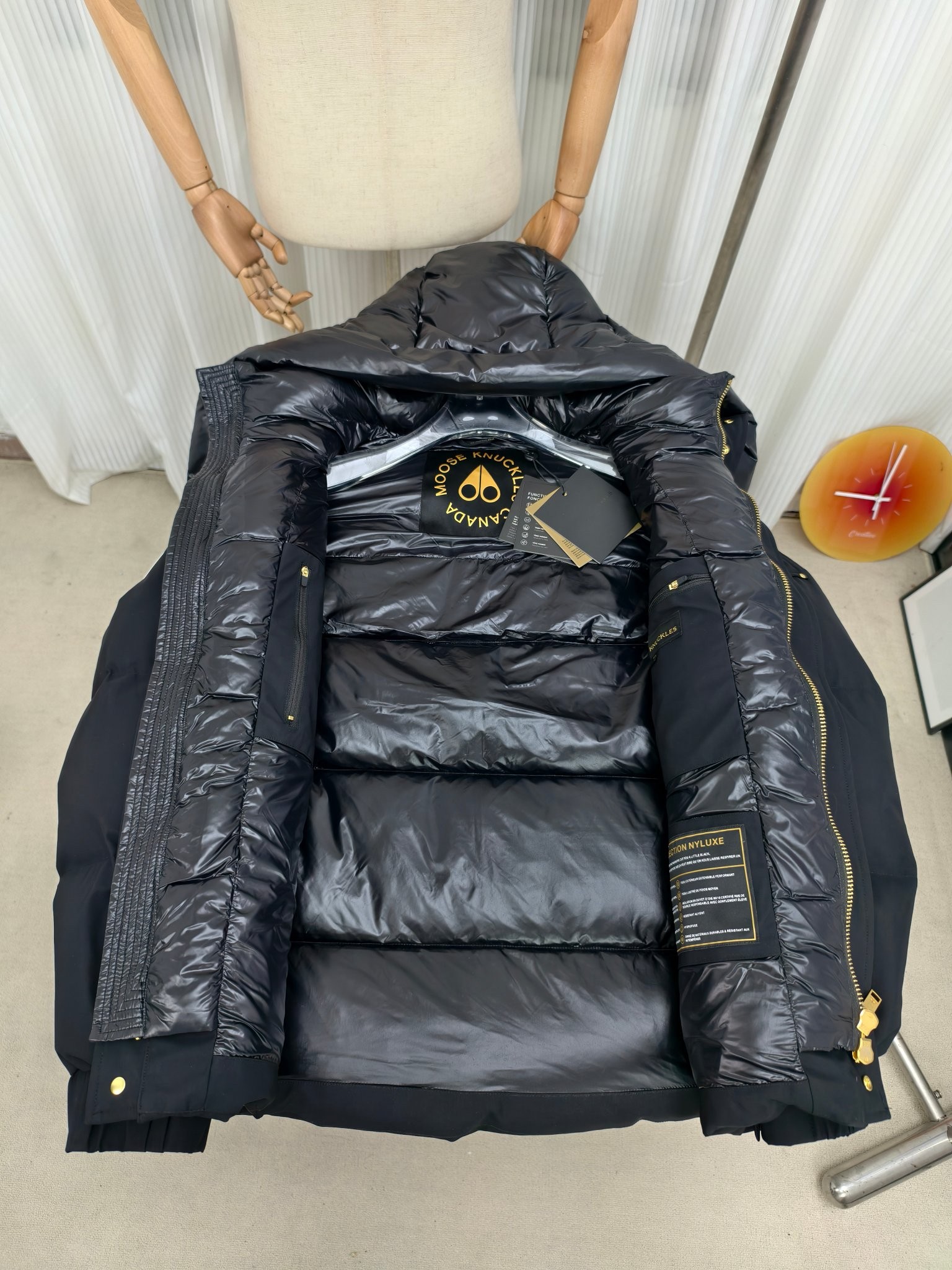 【MOOSE KNUCKLES 公式旗艦店】ダウンジャケット 男女兼用 ご好評に付き再入荷！