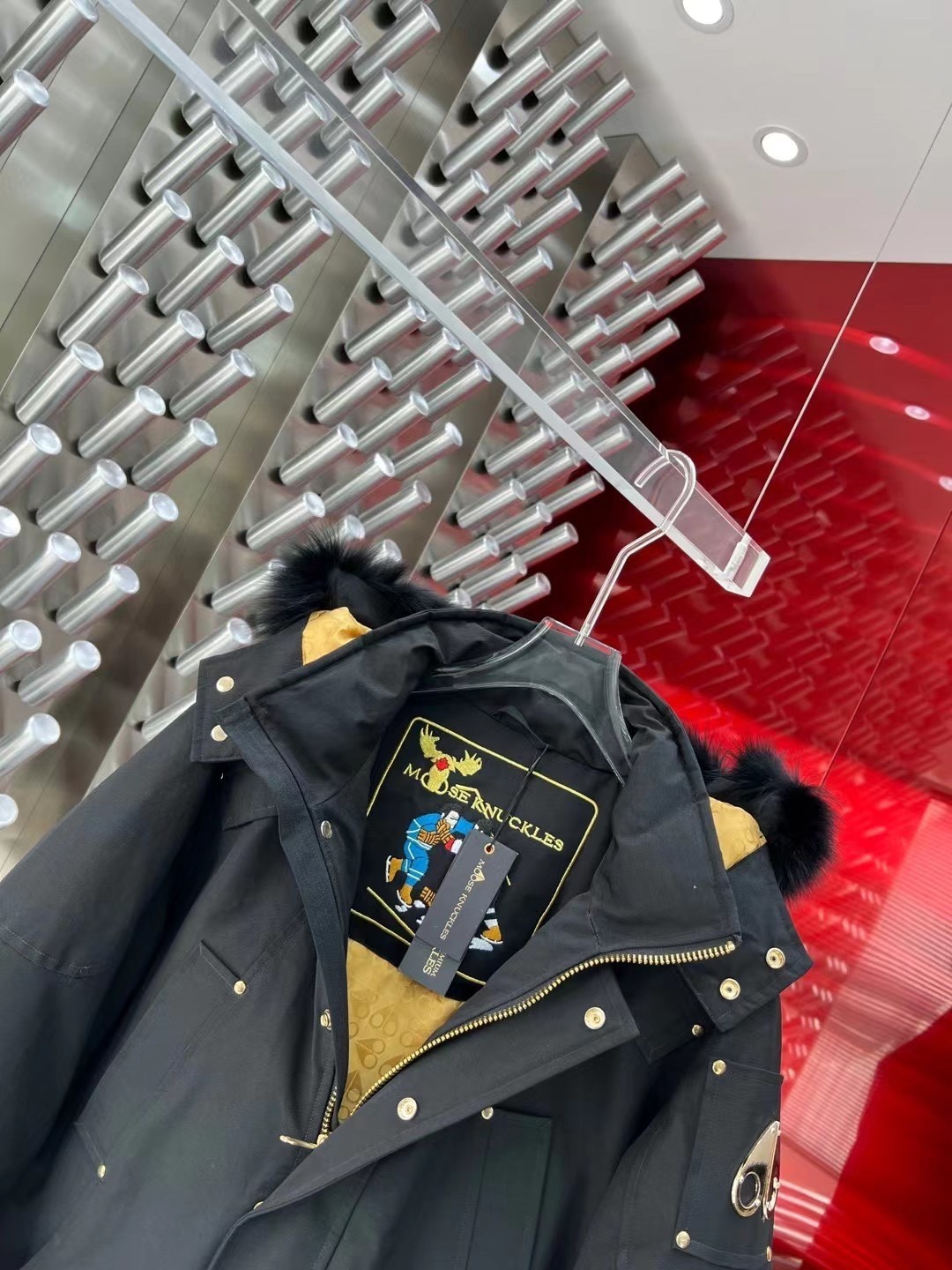 【MOOSE KNUCKLES 公式旗艦店】ダウンジャケット ご好評に付き再入荷！