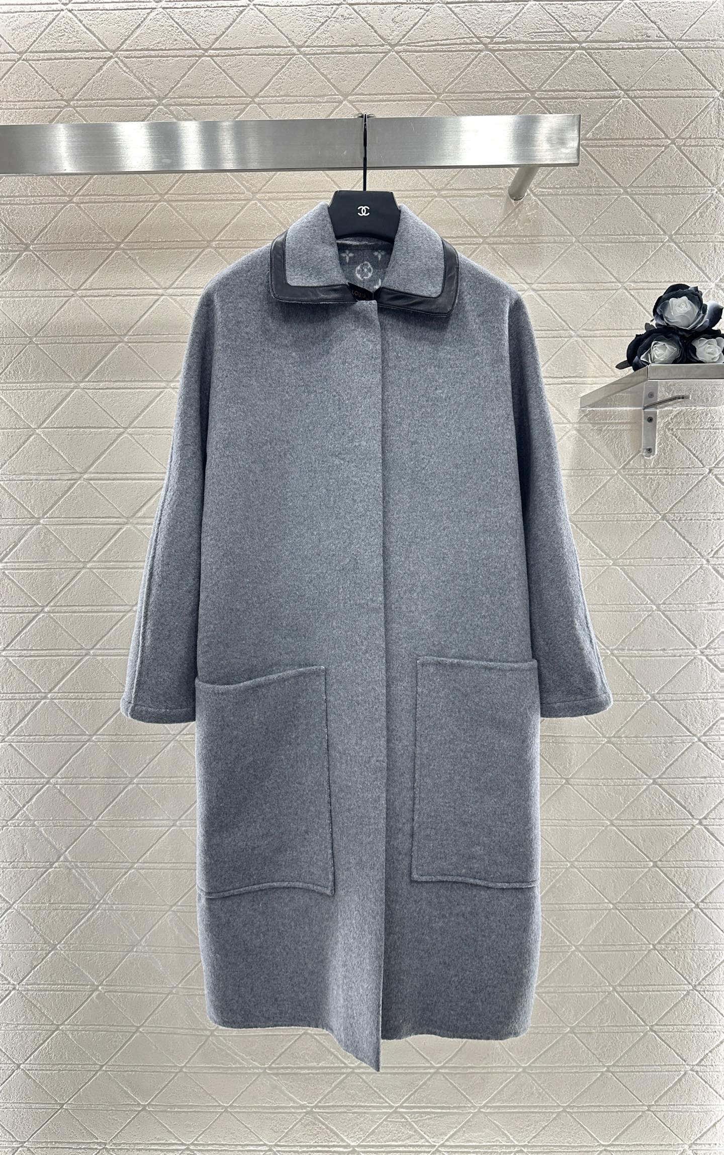 【LOUIS VUITTON旗艦店】ルイヴィトン オーバーコート ご好評に付き再入荷！