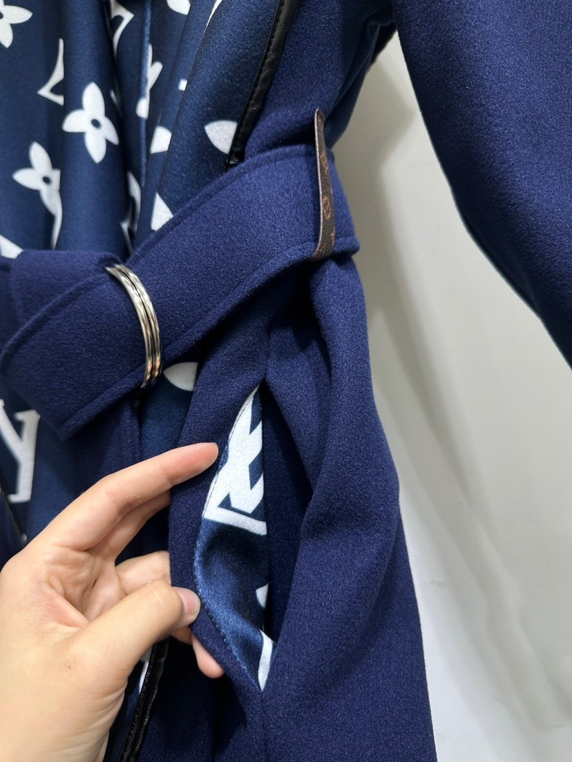 【LOUIS VUITTON旗艦店】ルイヴィトン オーバーコート ご好評に付き再入荷！