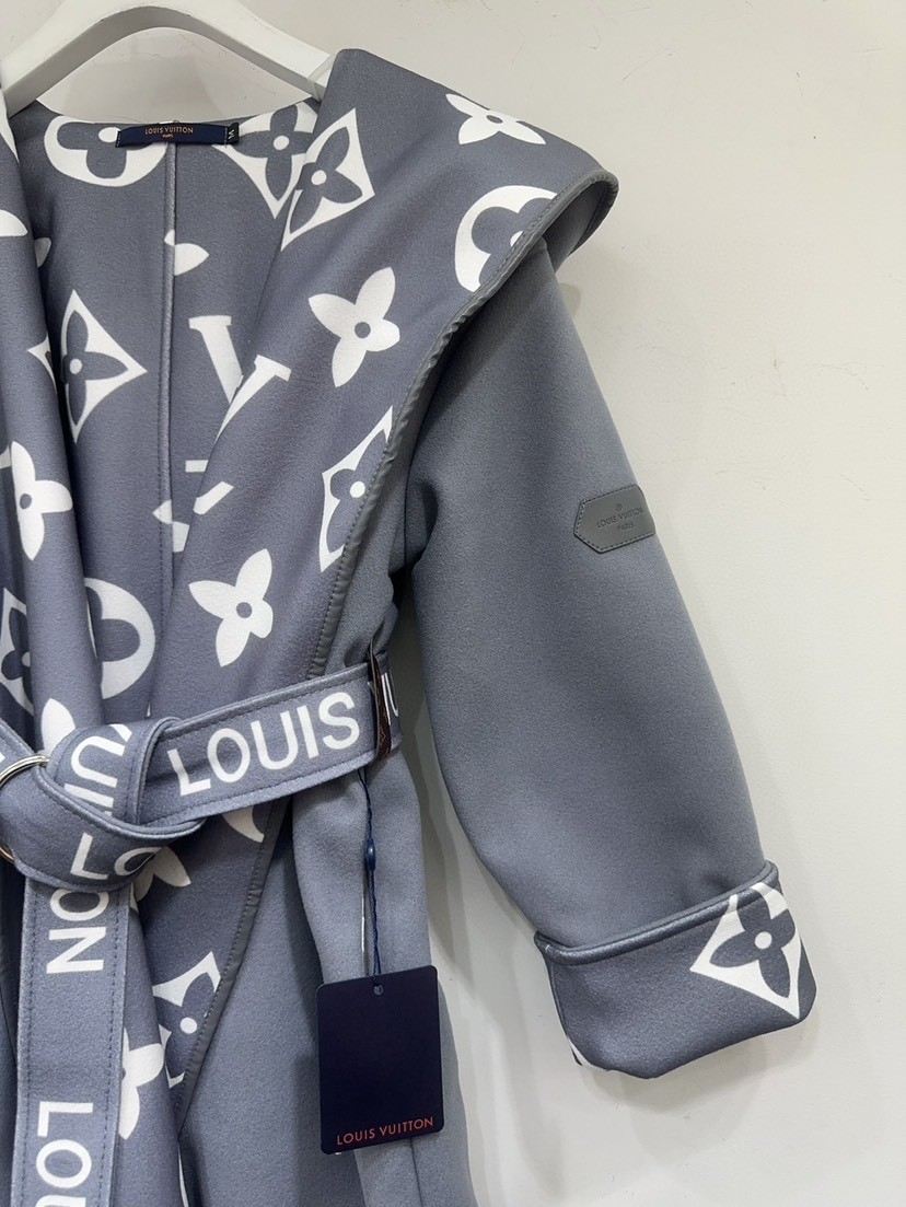 【LOUIS VUITTON旗艦店】ルイヴィトン オーバーコート ご好評に付き再入荷！