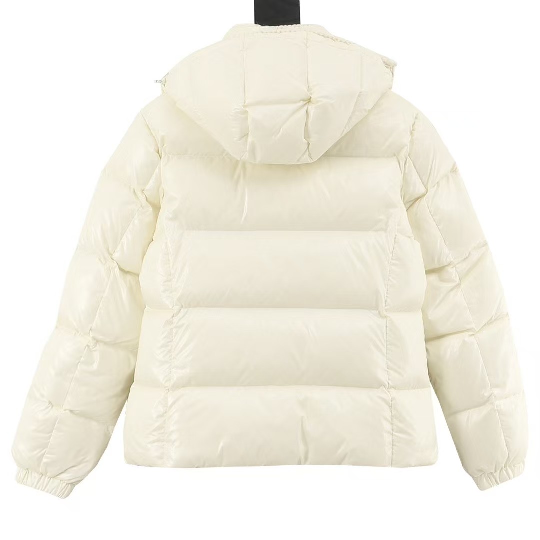 【MONCLER公式 旗艦店】モンクレール ダウンジャケット、ご好評に付き再入荷！