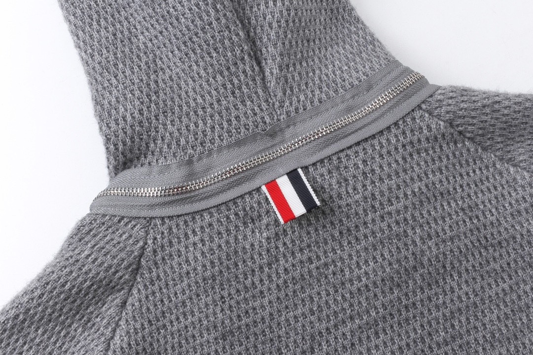 【THOM BROWNE旗艦店】 ジャケット ご好評に付き再入荷！