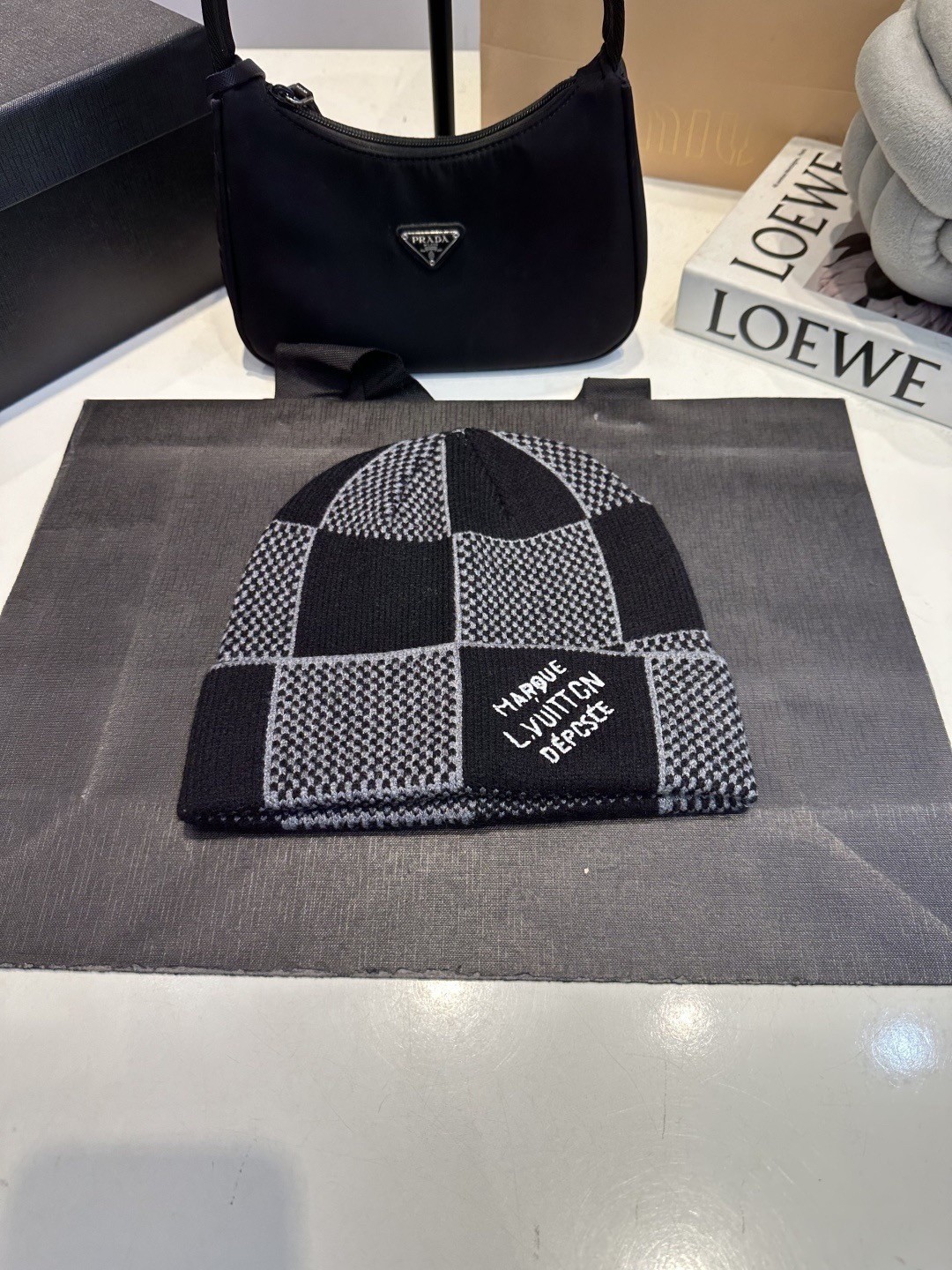 【LOUIS VUITTON旗艦店】ルイヴィトン ハット スカーフ 限定発売 送料無料