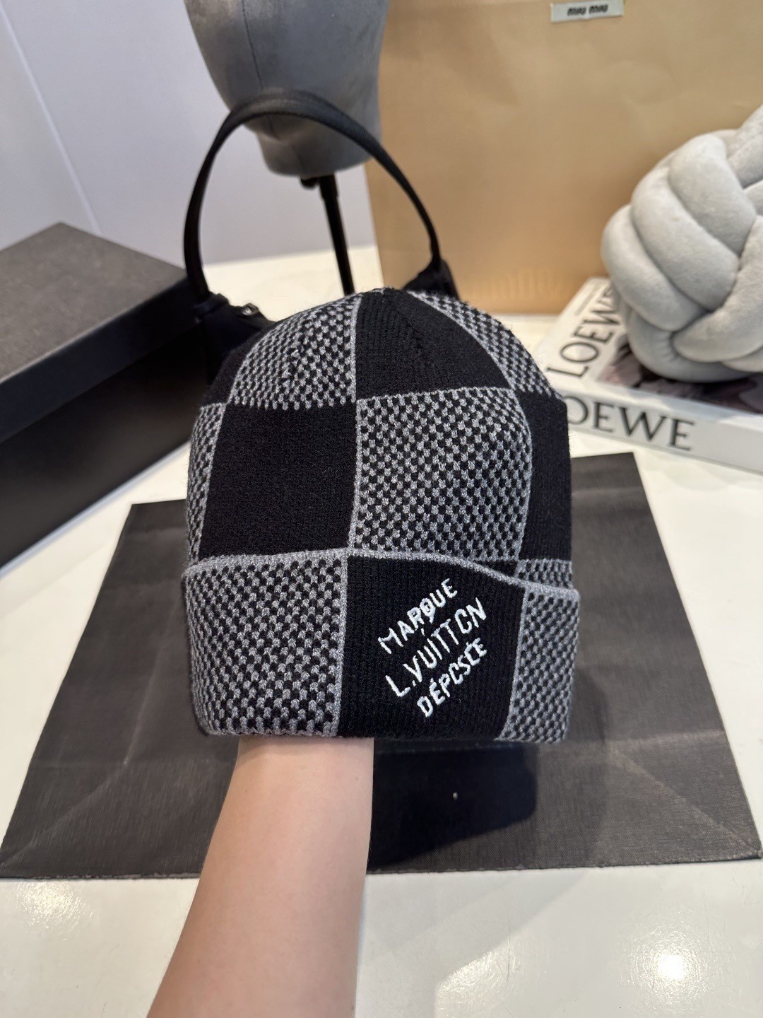 【LOUIS VUITTON旗艦店】ルイヴィトン ハット スカーフ 限定発売 送料無料