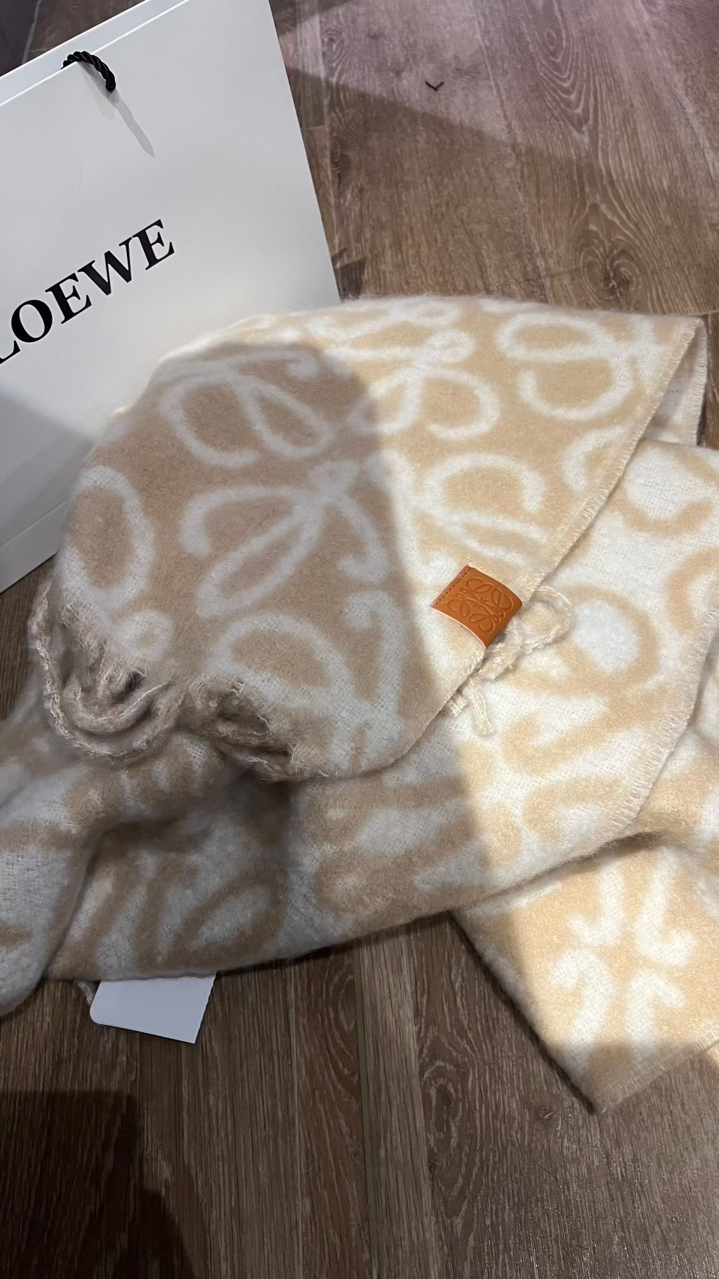 【LOEWE公式旗艦店】ロエベ スカーフ 限定発売 送料無料