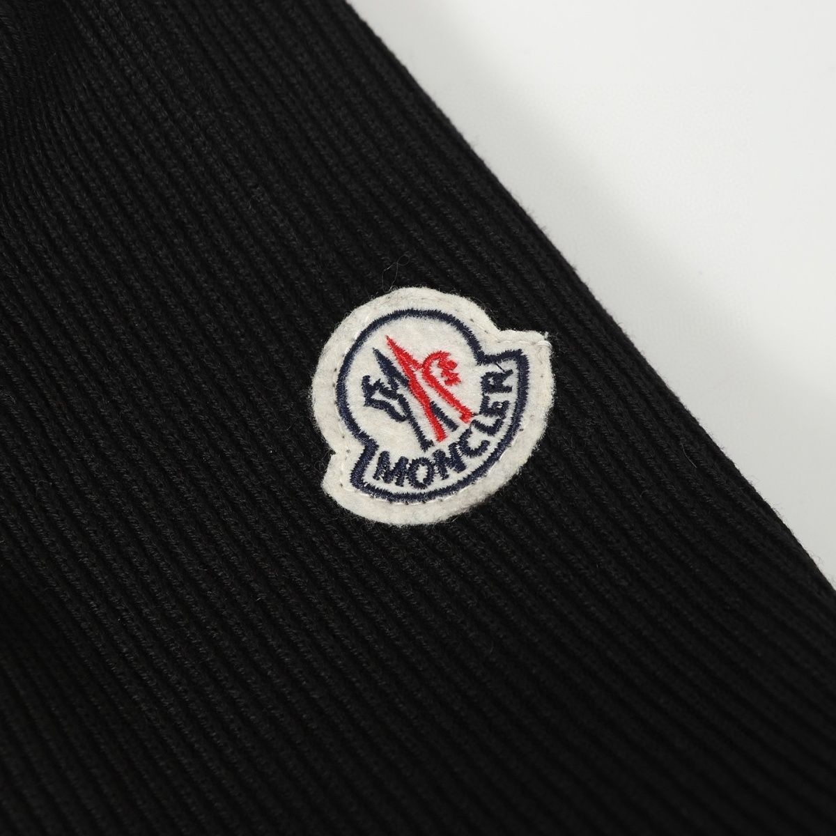 【MONCLER公式 旗艦店】モンクレール ダウンジャケット、ご好評に付き再入荷！