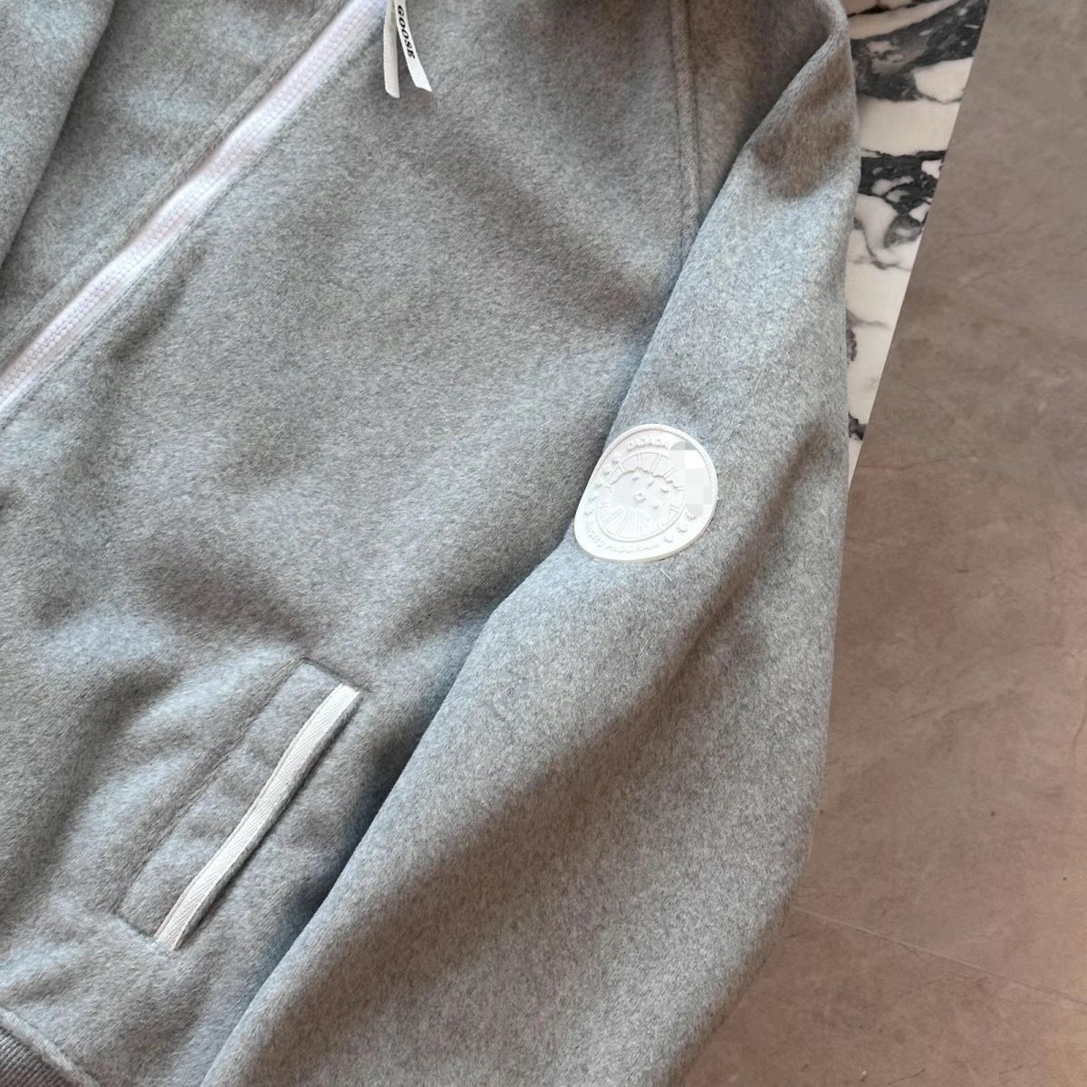 【MONCLER 公式旗艦店】モンクレール ラムウールのコートご好評に付き再入荷！