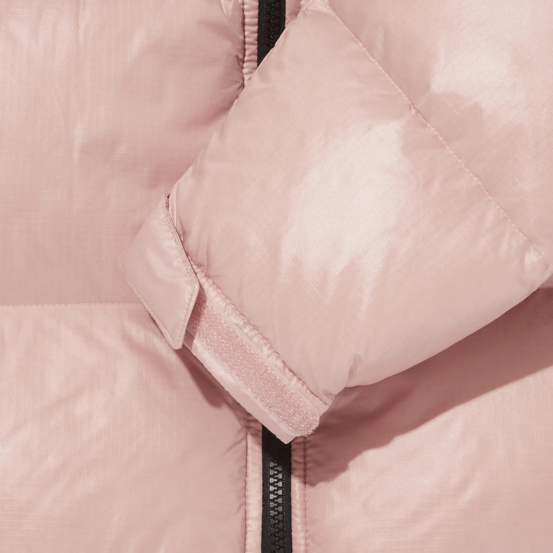 THE NORTH FACE [ザ・ノース・フェイス] W'S ヌプシ ショートジャケット - パステルピンク