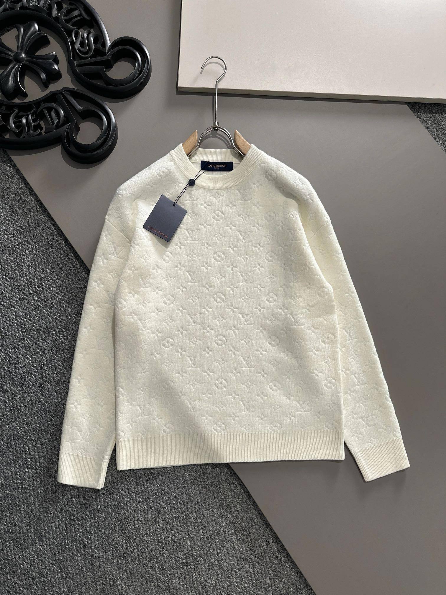 【LOUIS VUITTON旗艦店】ルイヴィトン セーター 男女兼用 ご好評に付き再入荷！