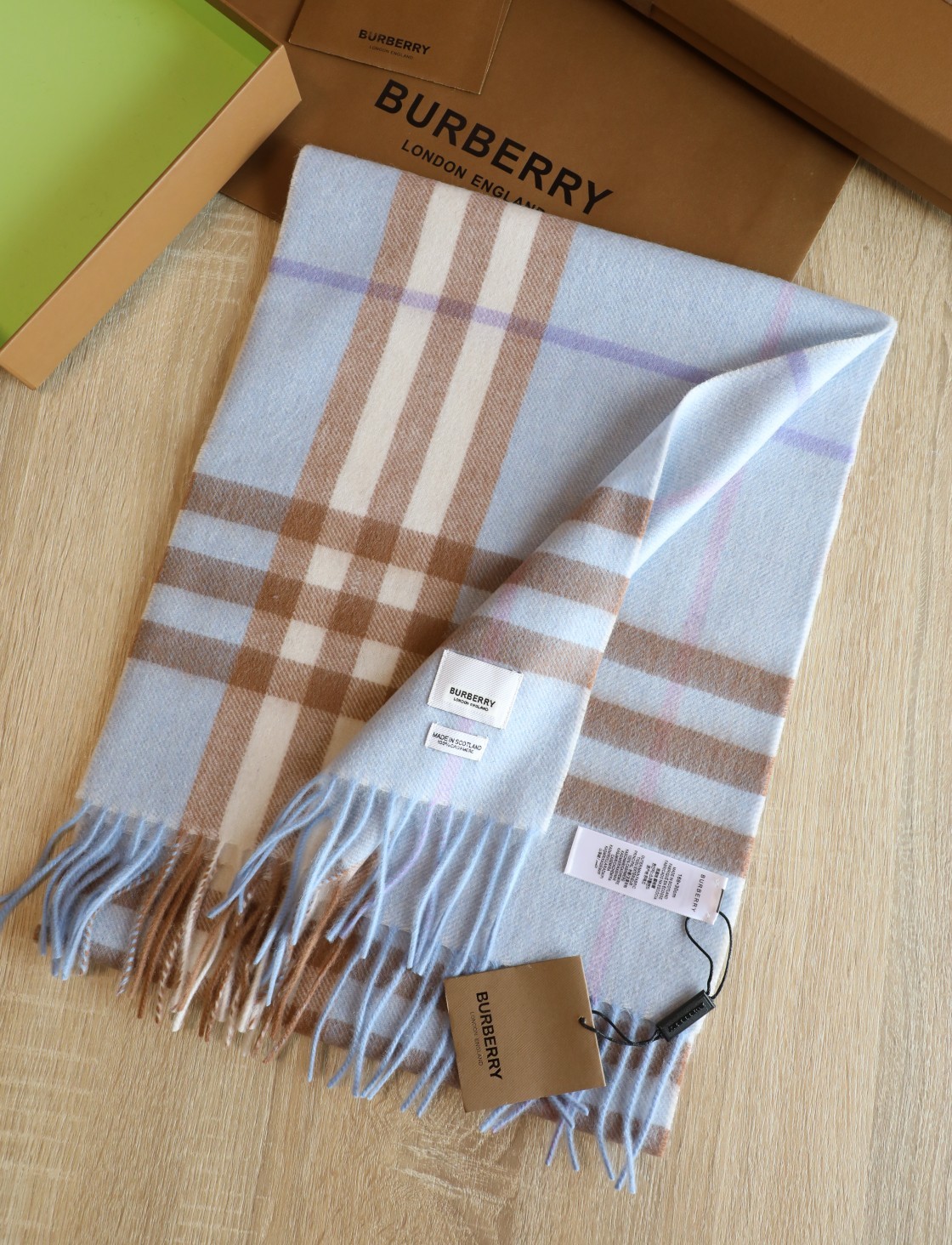 【BURBERRY公式旗艦店】バーバリー スカーフ 限定発売 送料無料