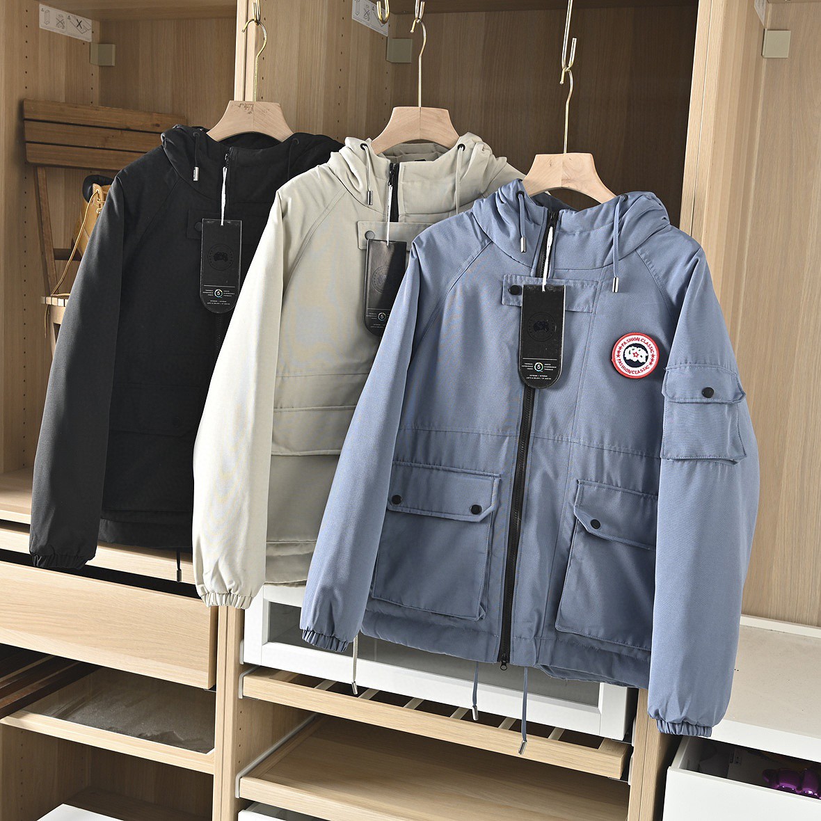 【Canada Goose】ダウンジャケット 男女兼用、ご好評に付き再入荷！