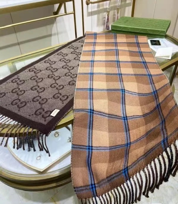 【GUCCI公式旗艦店】グッチ スカーフ 限定発売 送料無料