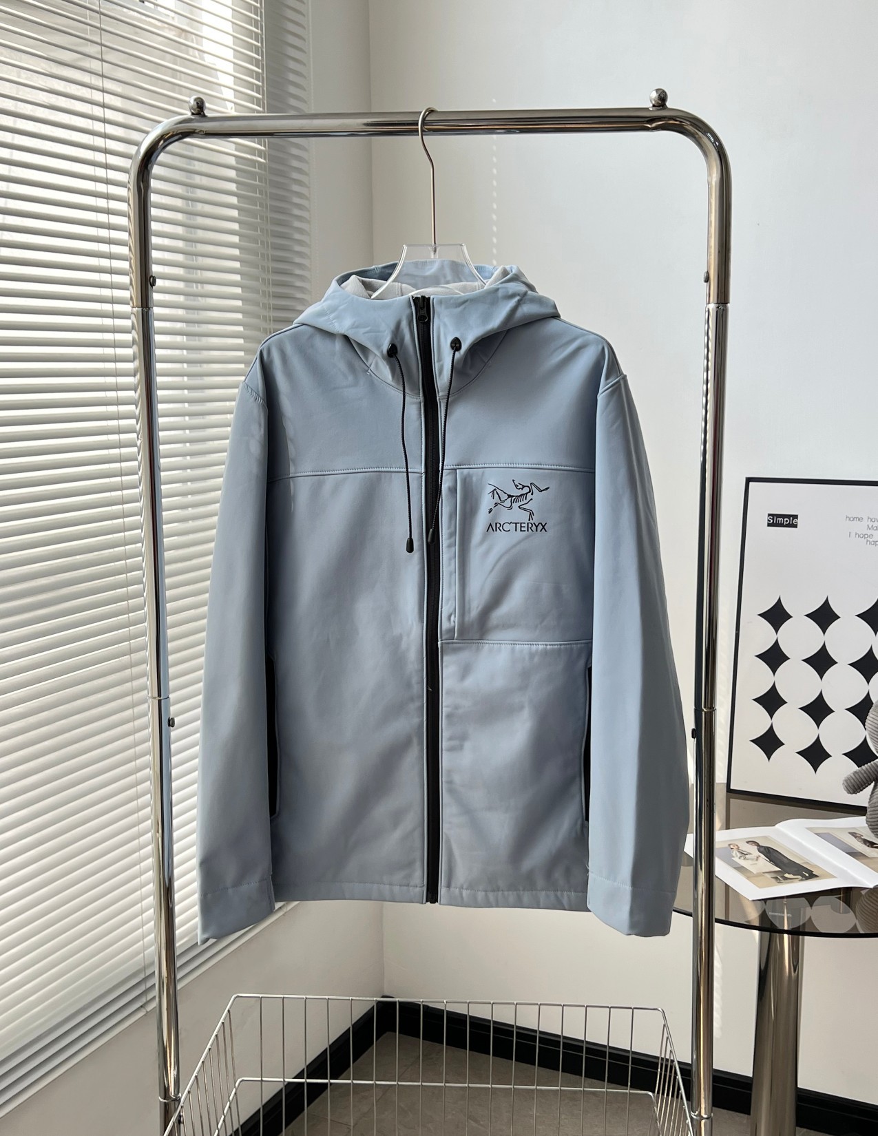 【ARC'TERYX旗艦店】保温ジャケット 男女兼用 ご好評に付き再入荷！