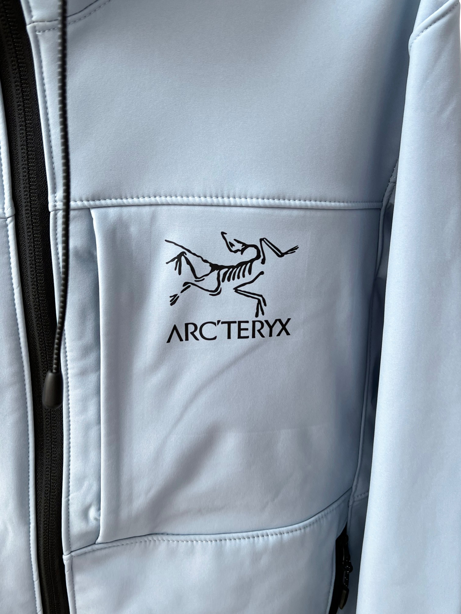 【ARC'TERYX旗艦店】保温ジャケット 男女兼用 ご好評に付き再入荷！